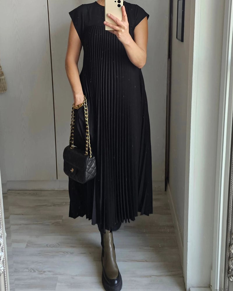 Eden - Classic Comfort Fit Dress