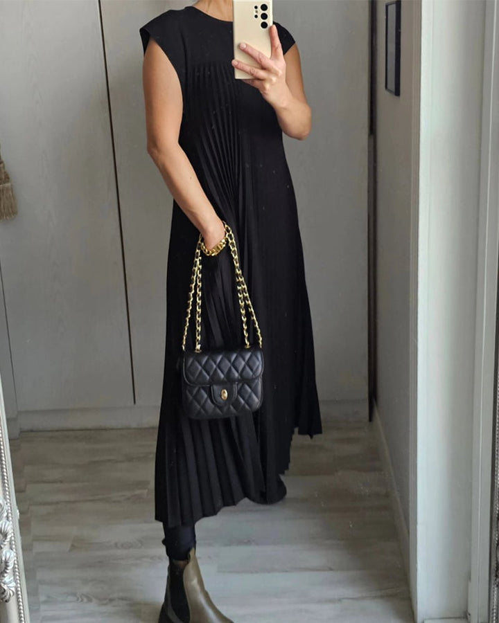 Eden - Classic Comfort Fit Dress