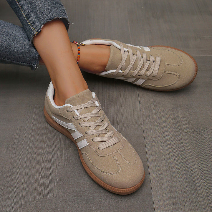 Bella - Comfort Walking Sneakers