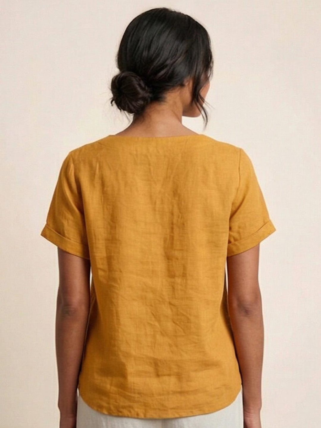 Eleanor | Women’s Linen Round Neck Button Blouse